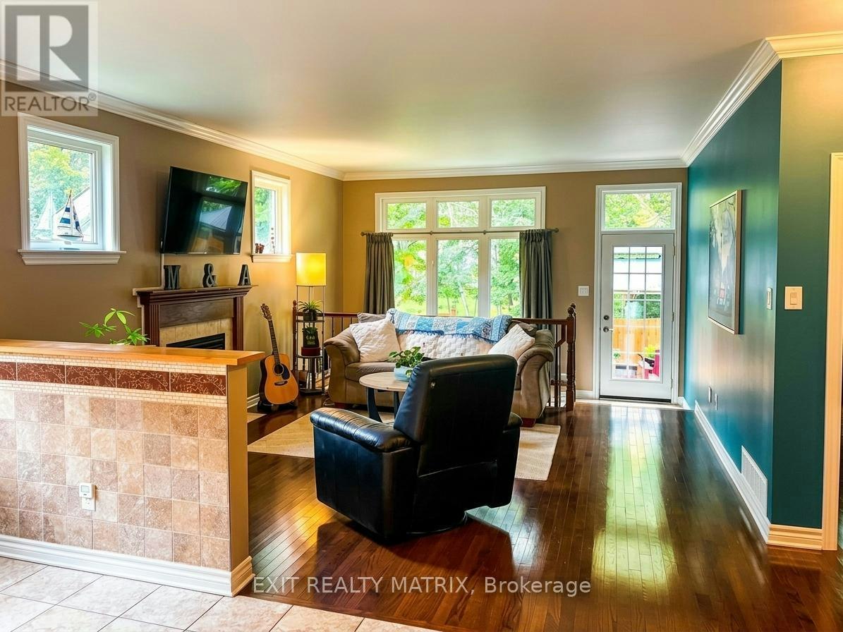 114 Giroux Street, Limoges, ON, K0A 2M0 - 8