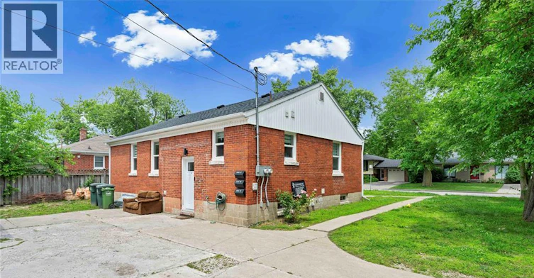 A-3495 Longfellow Avenue, Windsor, ON, N9E 2L8 - 2