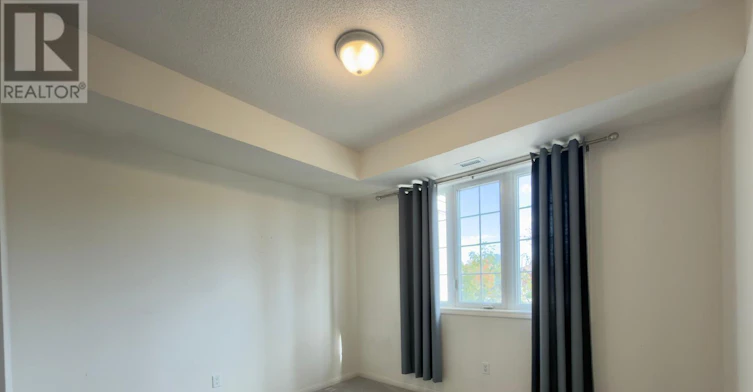 226-80 Aspen Springs Drive, Clarington, ON, L1C 0V4 - 5
