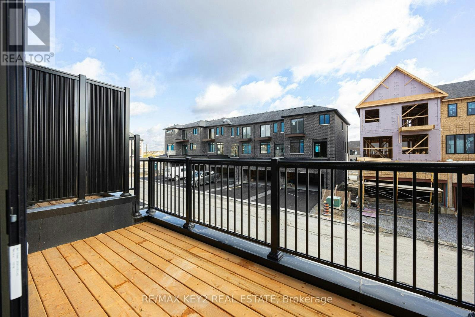 2645 Apricot Lane, Pickering, ON, L1X 0M3 - 25