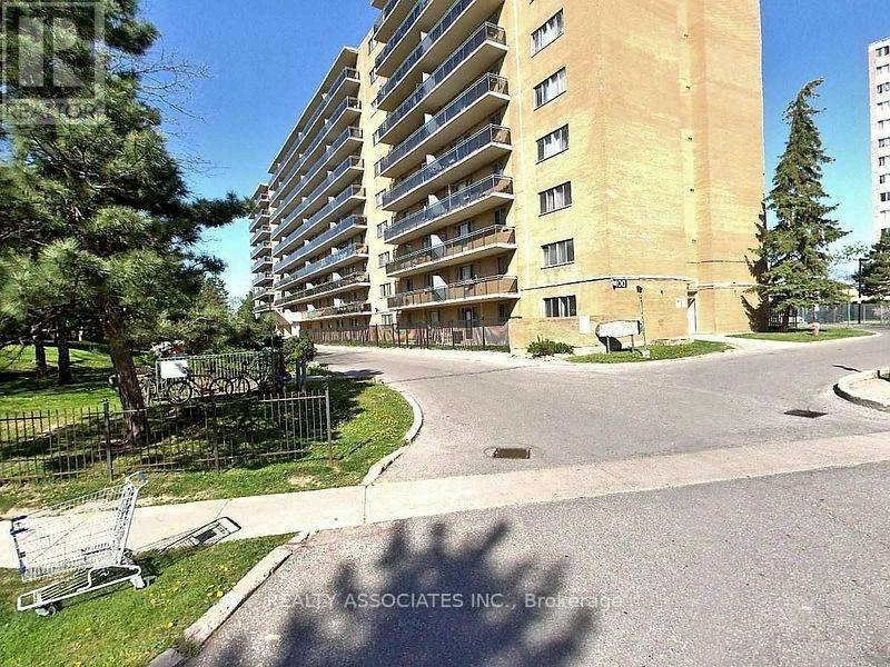 915-100 Dundalk Drive, Toronto, ON, M1P 4V2