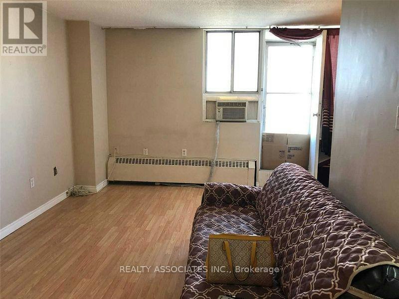 915-100 Dundalk Drive, Toronto, ON, M1P 4V2 - 4