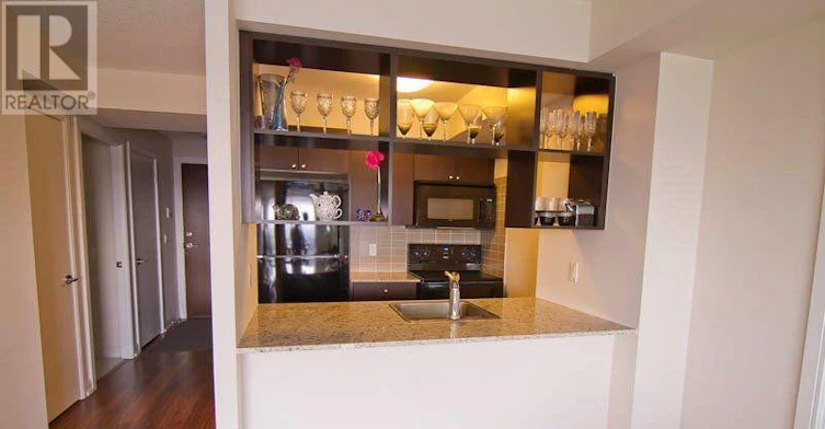 2415-181 Village Green Square, Toronto, ON, M1S 0K6 - 3
