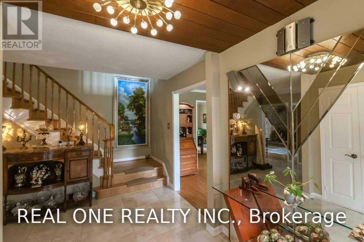 125 Briarwood Road, Markham, ON, L3R 2X1 - 3
