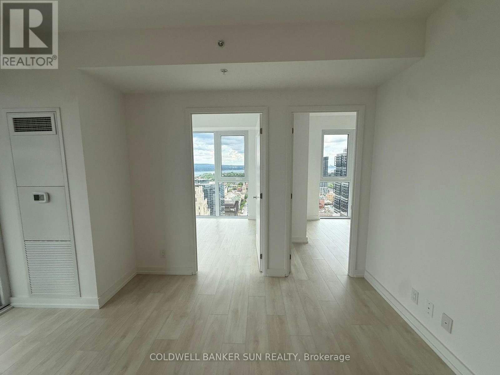 2502-75 James Street S, Hamilton, ON, L8P 2Y9 - 2