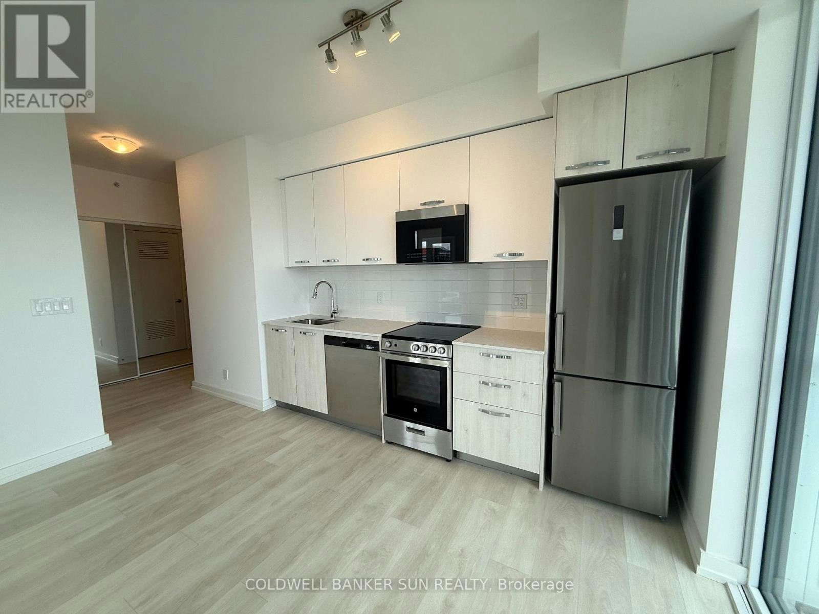 2502-75 James Street S, Hamilton, ON, L8P 2Y9 - 8
