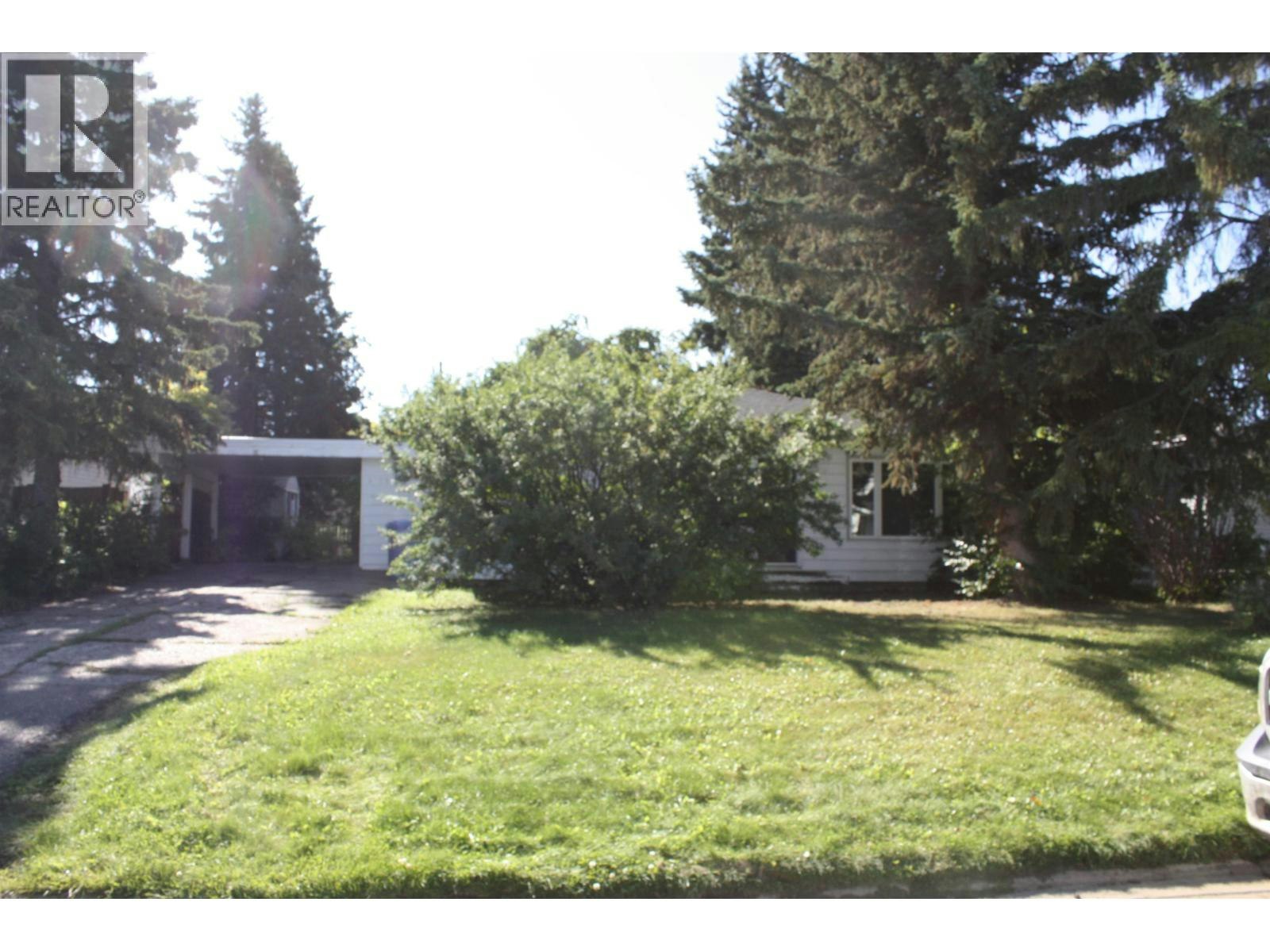 9123 116 Avenue, Fort St. John, BC, V1J 2Y3