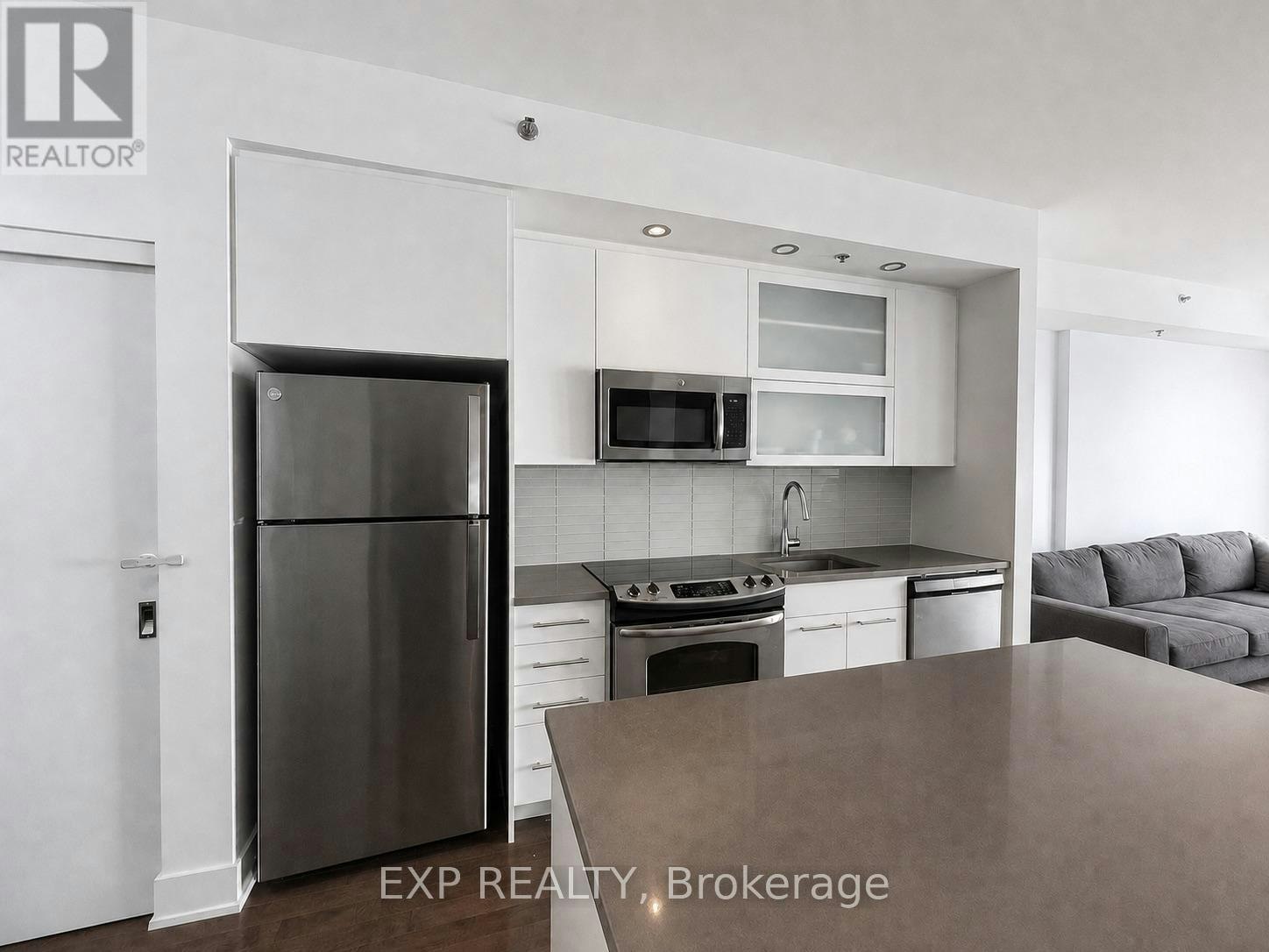 208-98 Richmond Road, Ottawa, ON, K1Z 0B2 - 3