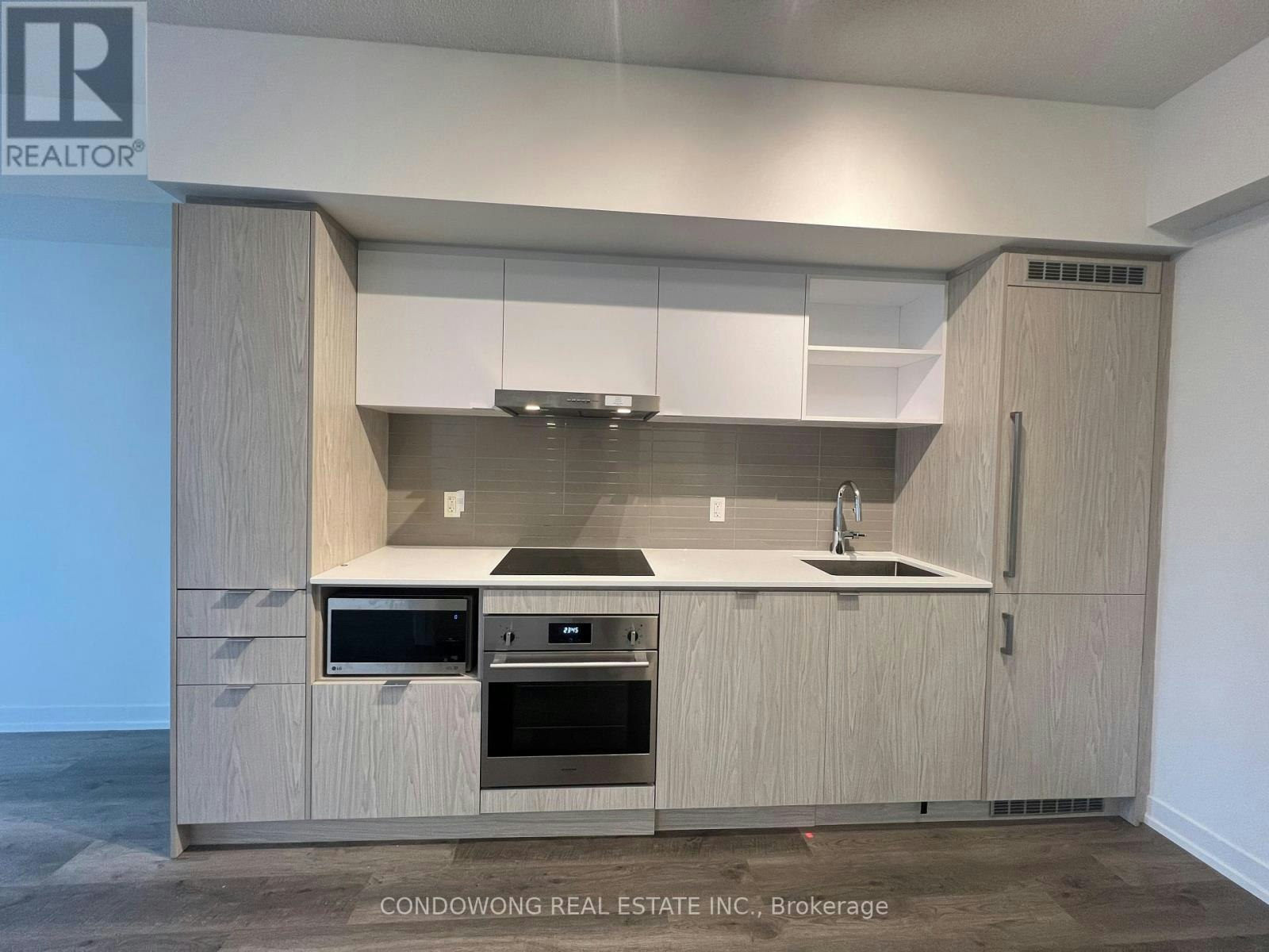 2112-55 Cooper Street, Toronto, ON, M5E 0G1 - 2