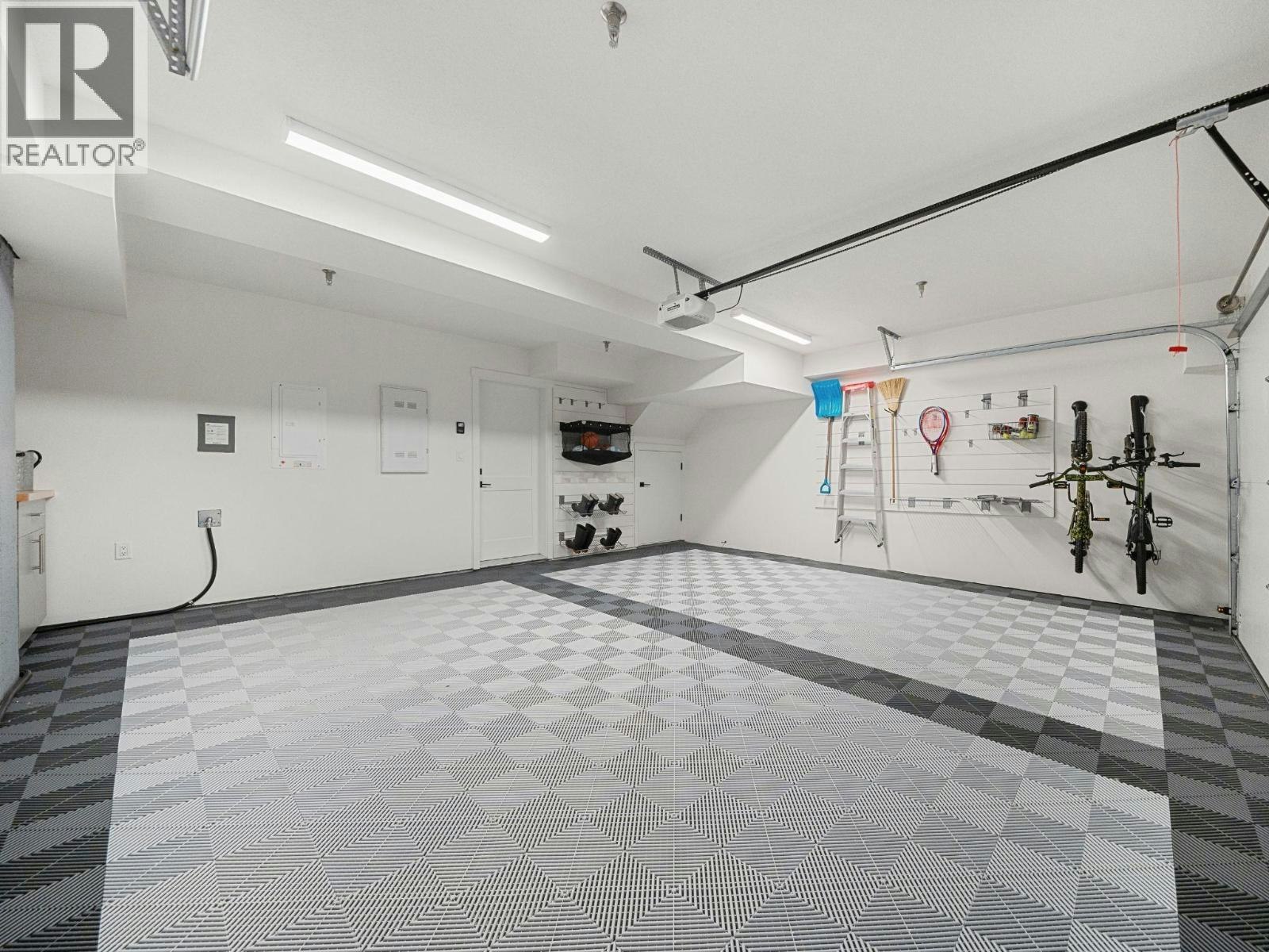 48-24951 112 Avenue - 4