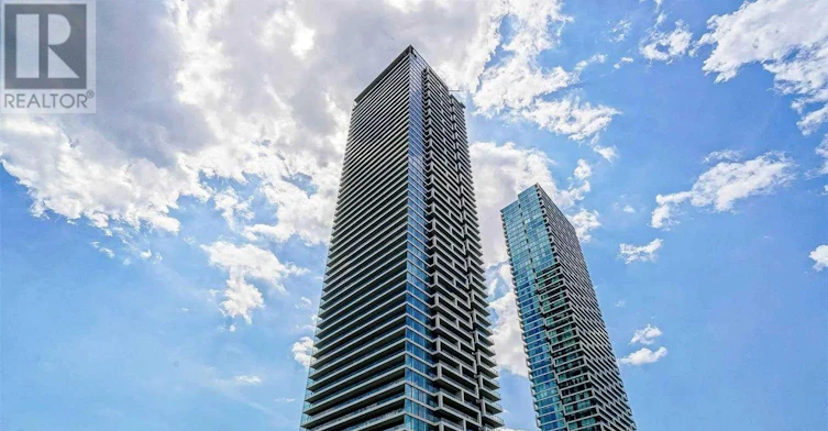 807-950 Portage Parkway, Vaughan, ON, L4K 0J7