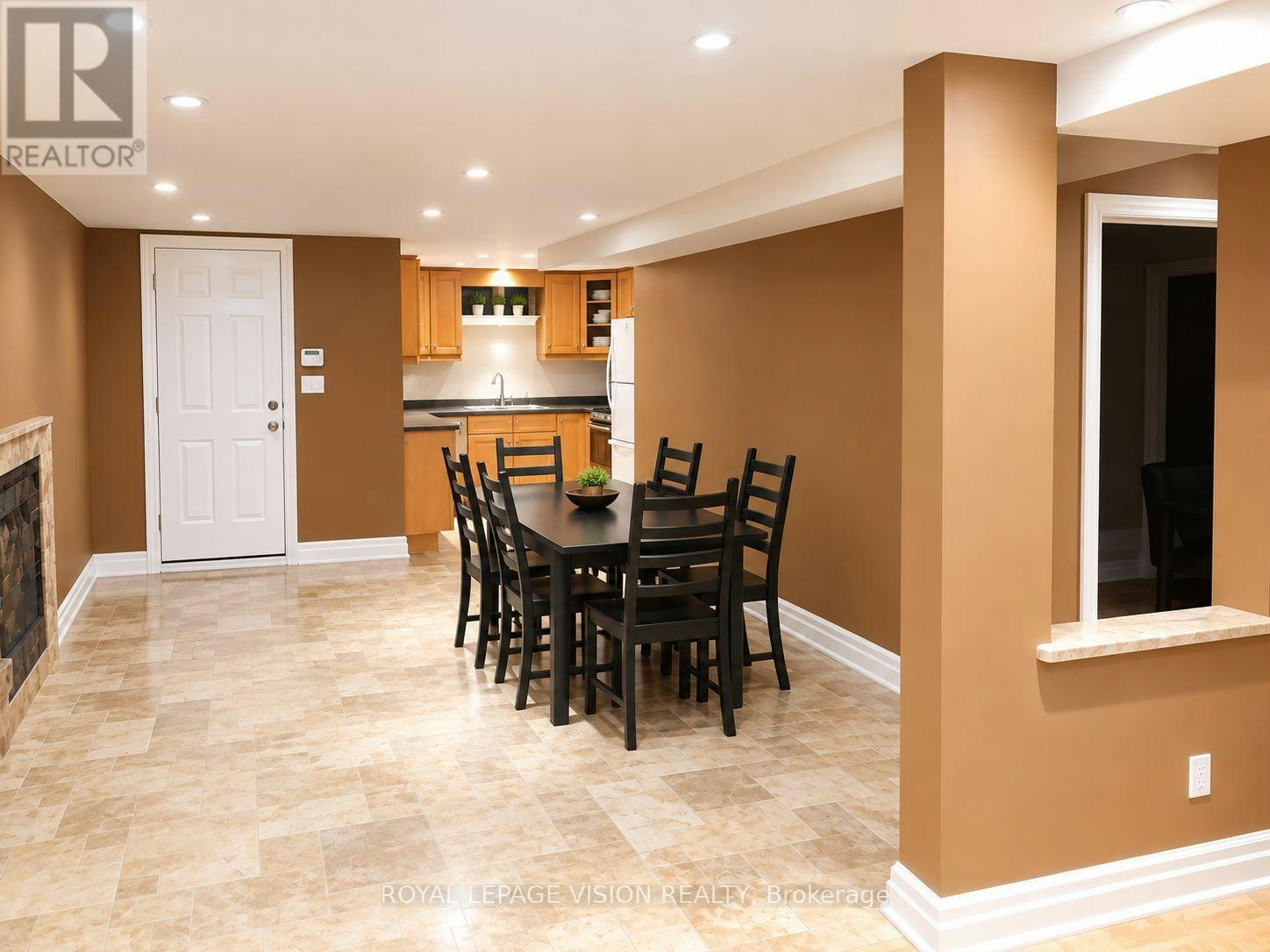 91 Magpie Crescent, Vaughan, ON, L4H 2A4 - 2