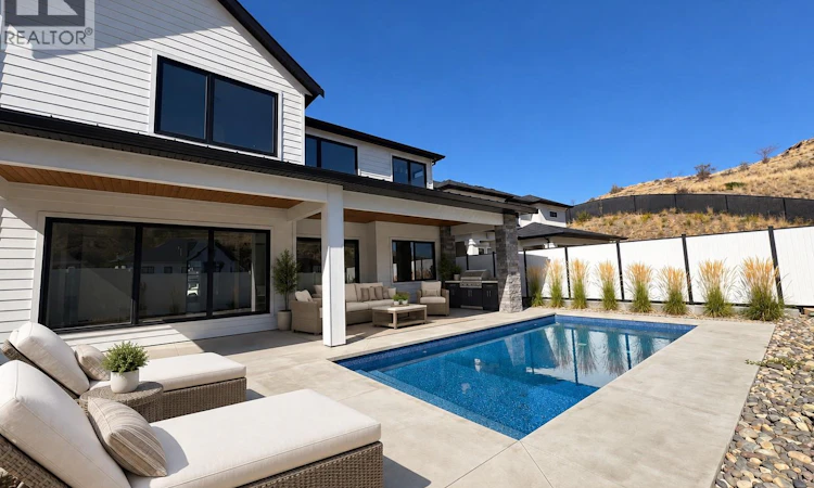 5533 Foothill Court