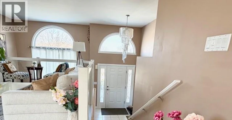 569 Sarah Court, Windsor, ON, N9G 2Y8 - 3