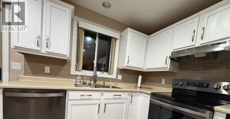569 Sarah Court, Windsor, ON, N9G 2Y8 - 7