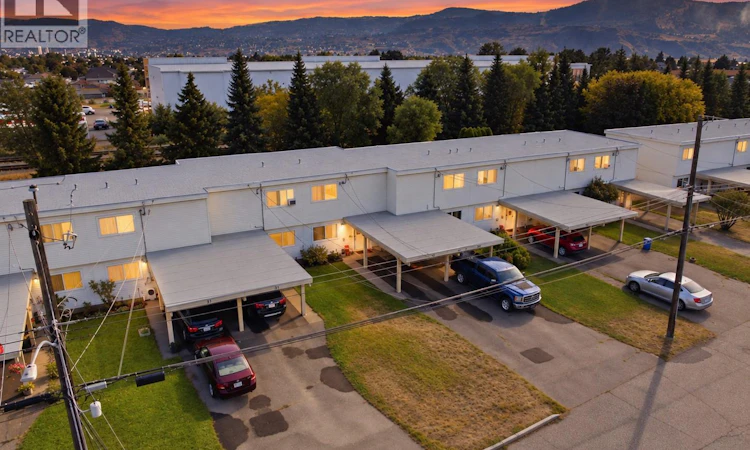 32-700 Collingwood Drive
