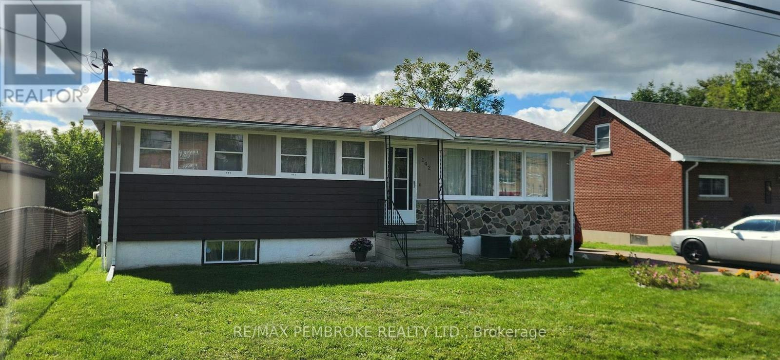 142 Deacon Street, Pembroke, ON, K8A 2J4