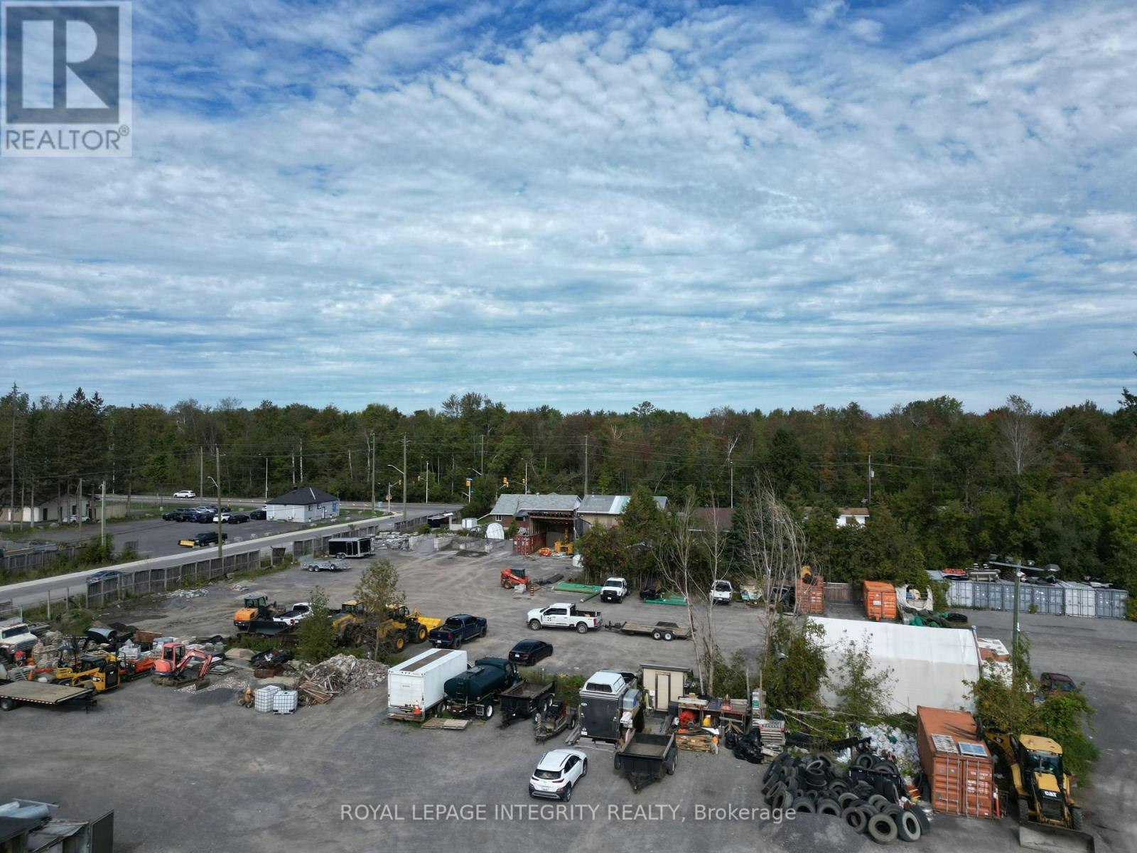 1-2538 Leitrim Road, Ottawa, ON, K1T 3V3 - 8