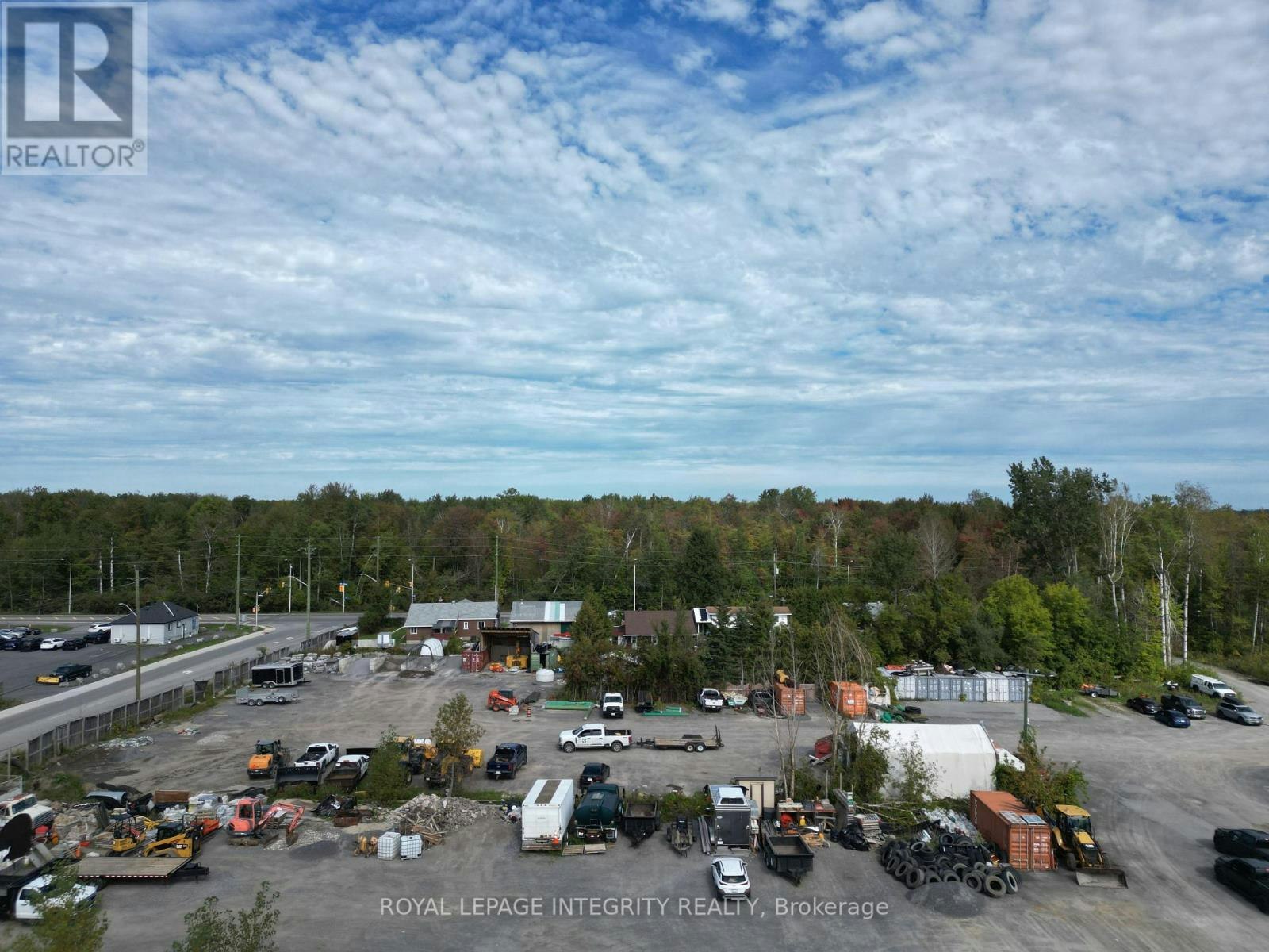 1-2538 Leitrim Road, Ottawa, ON, K1T 3V3 - 9
