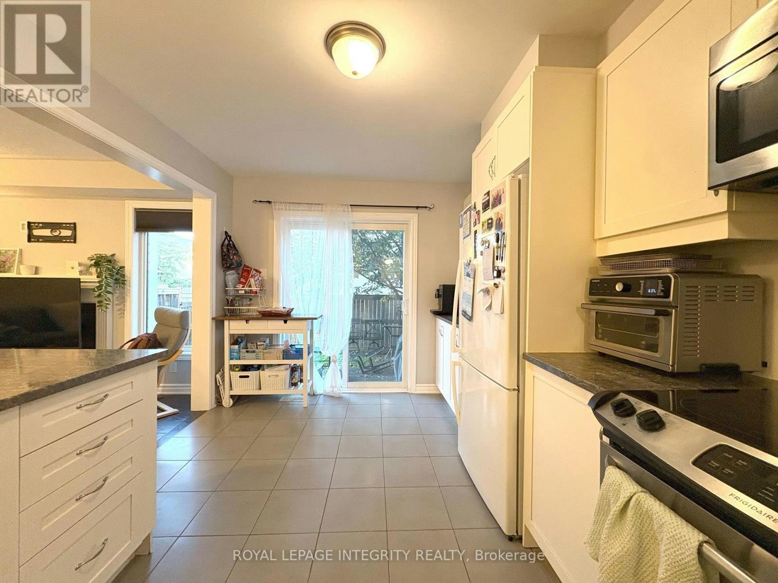 786 Maloja Way, Ottawa, ON, K2S 0V5 - 4