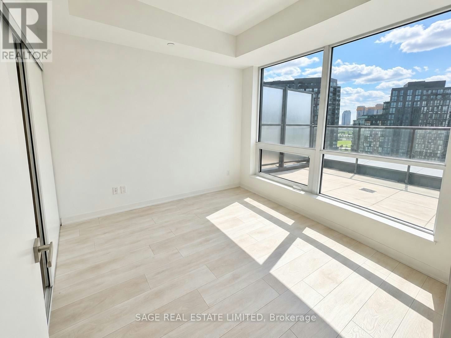 730-31 Tippett Road, Toronto, ON, M3H 0C8 - 7