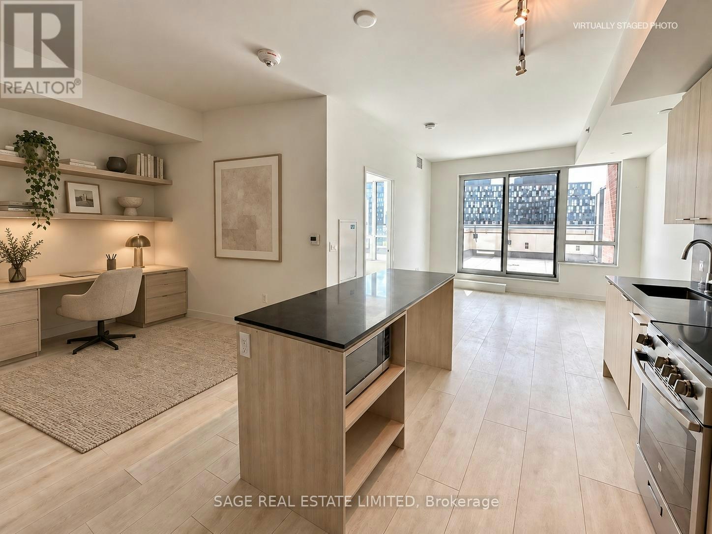 730-31 Tippett Road, Toronto, ON, M3H 0C8 - 3