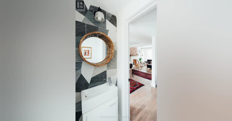 UPPER-83 Ingham Avenue, Toronto, ON, M4K 2W8 - 8