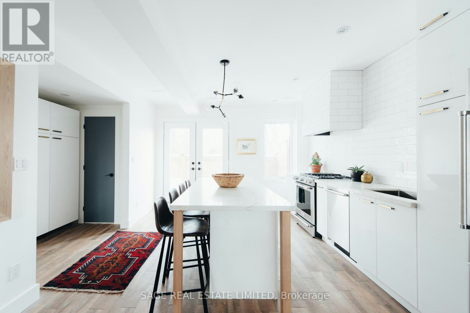 UPPER-83 Ingham Avenue, Toronto, ON, M4K 2W8 - 12