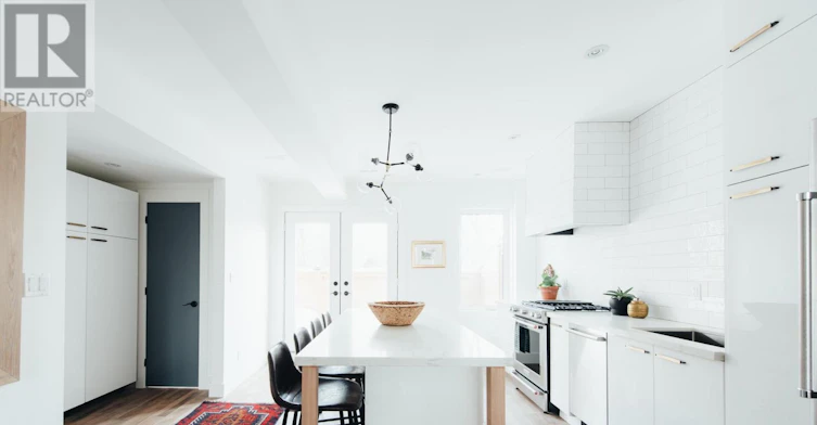 UPPER-83 Ingham Avenue, Toronto, ON, M4K 2W8 - 12