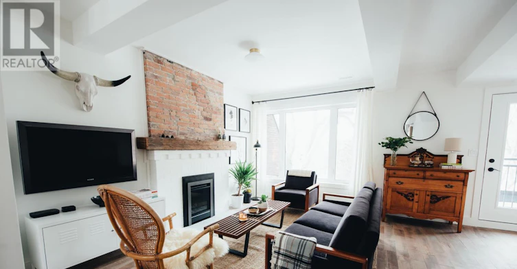 UPPER-83 Ingham Avenue, Toronto, ON, M4K 2W8 - 7