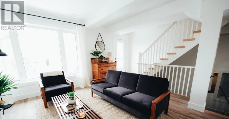 UPPER-83 Ingham Avenue, Toronto, ON, M4K 2W8 - 4
