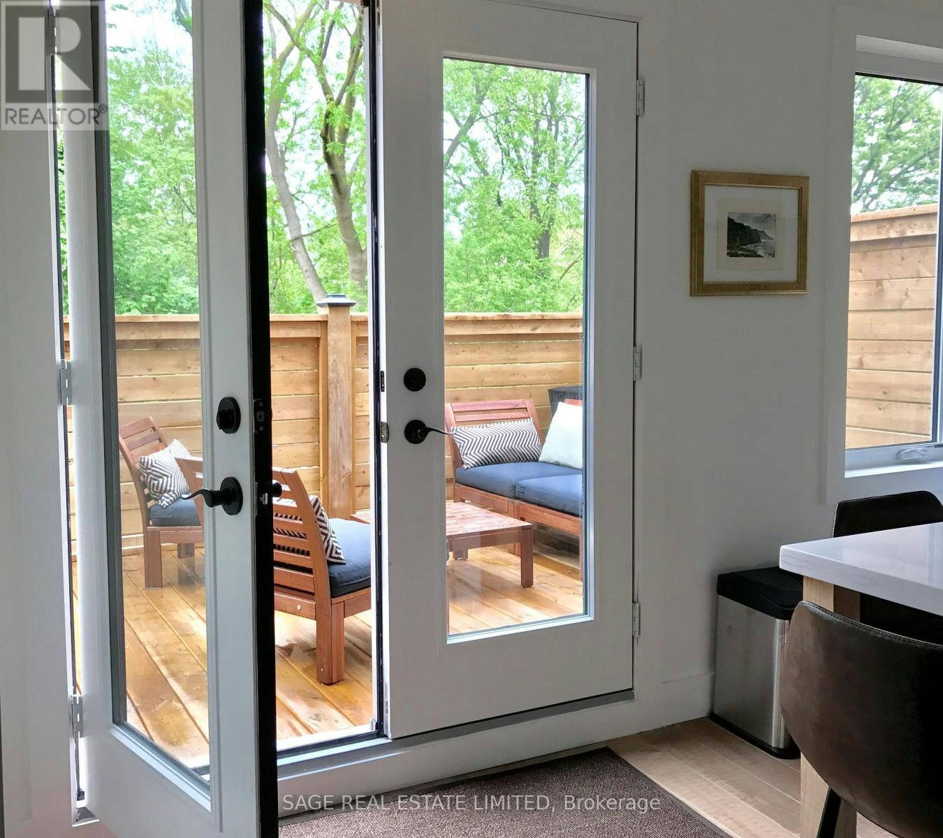 UPPER-83 Ingham Avenue, Toronto, ON, M4K 2W8 - 13