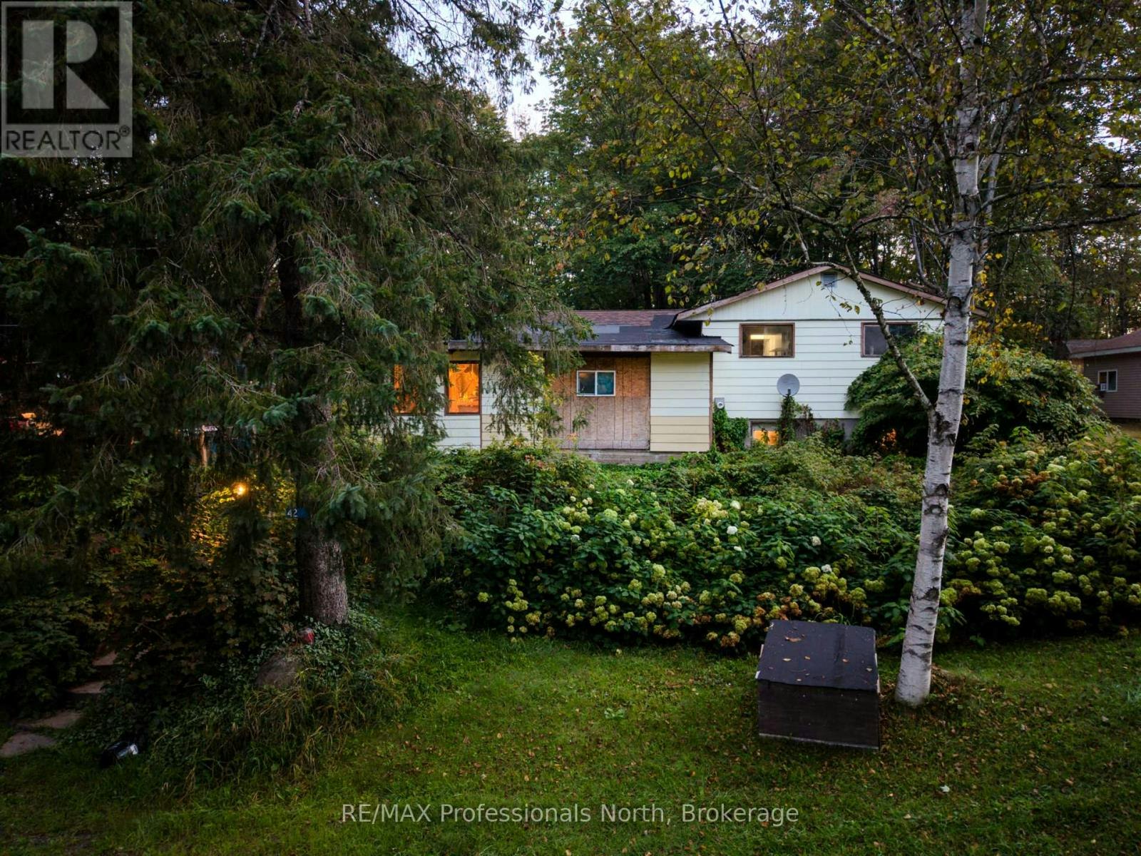 42 Morgans Road, Huntsville, ON, P1H 1A2