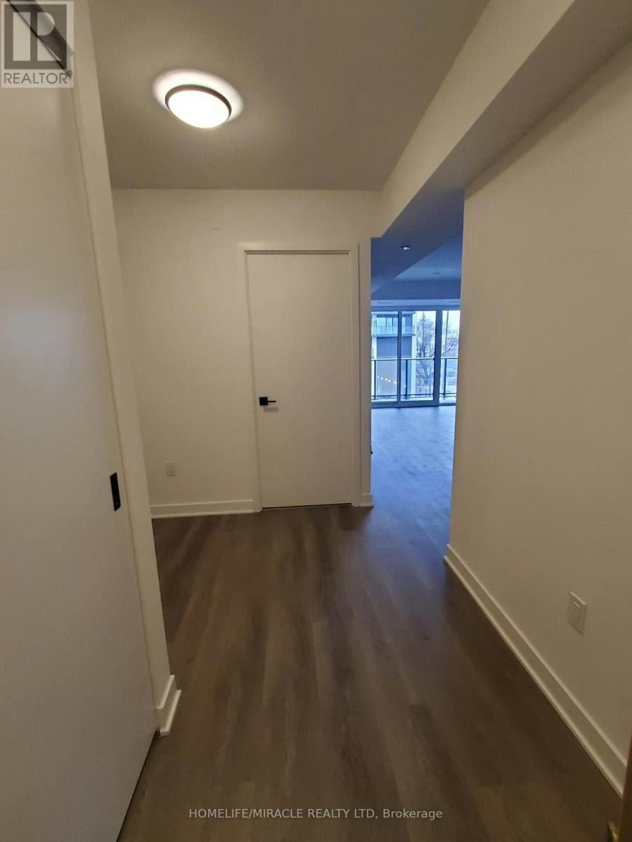 308-36 Zorra Street, Toronto, ON, M8Z 1R7