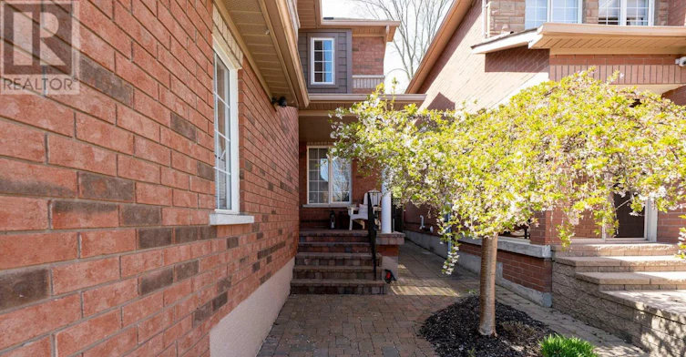 28 Crestridge Drive, Caledon, ON, L7E 2T7 - 3