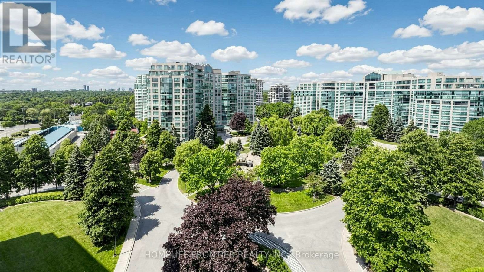 1016-7825 Bayview Avenue, Markham, ON, L3T 7N2