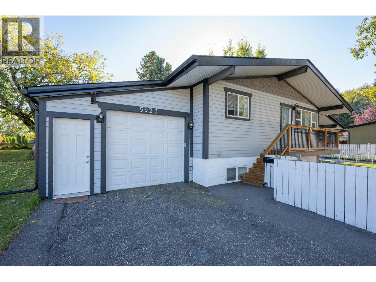 5923 Brock Drive, Prince George, BC, V2N 2E3