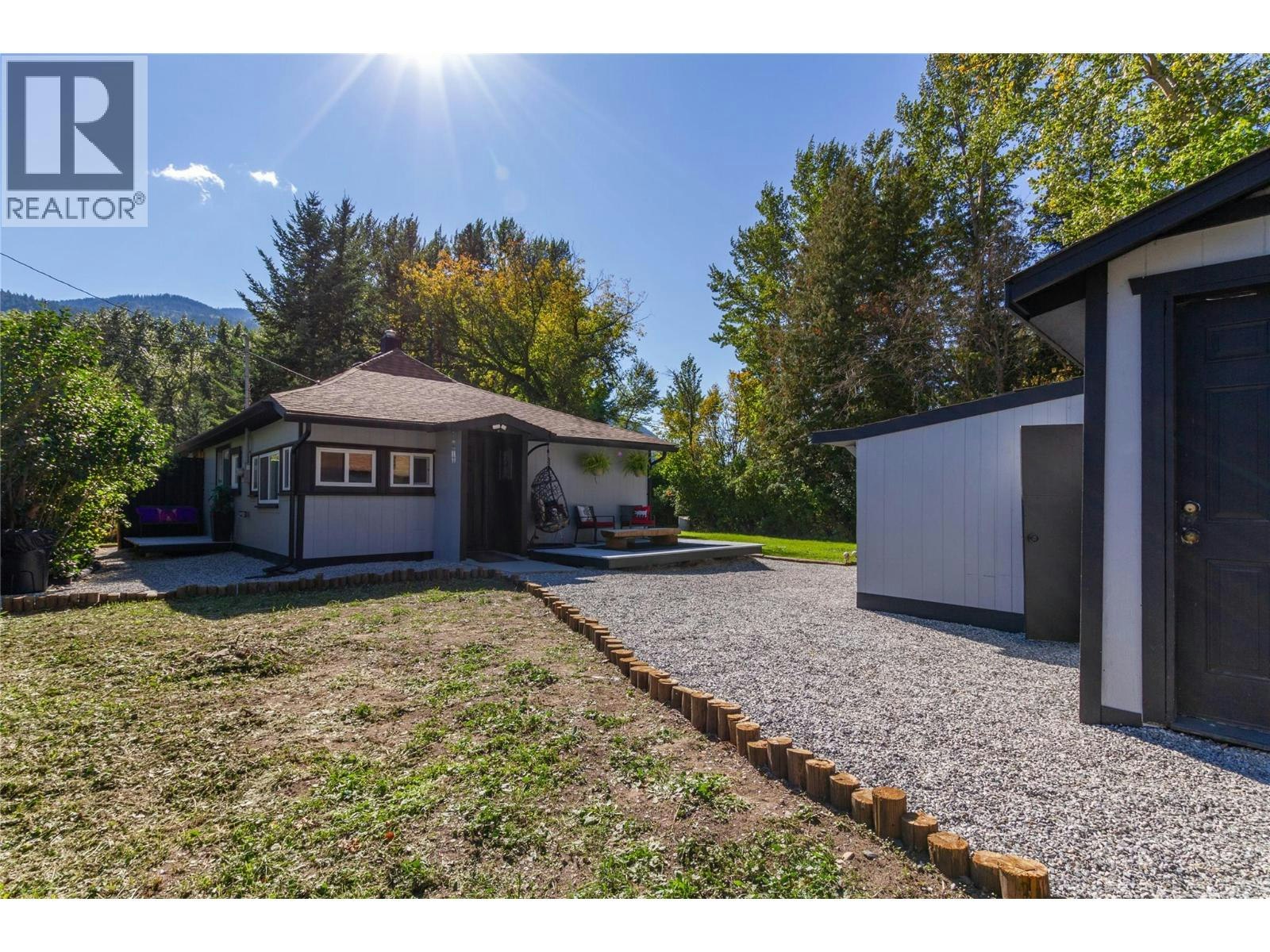 2946 Seaman Road, Falkland, BC, V0E 1W0