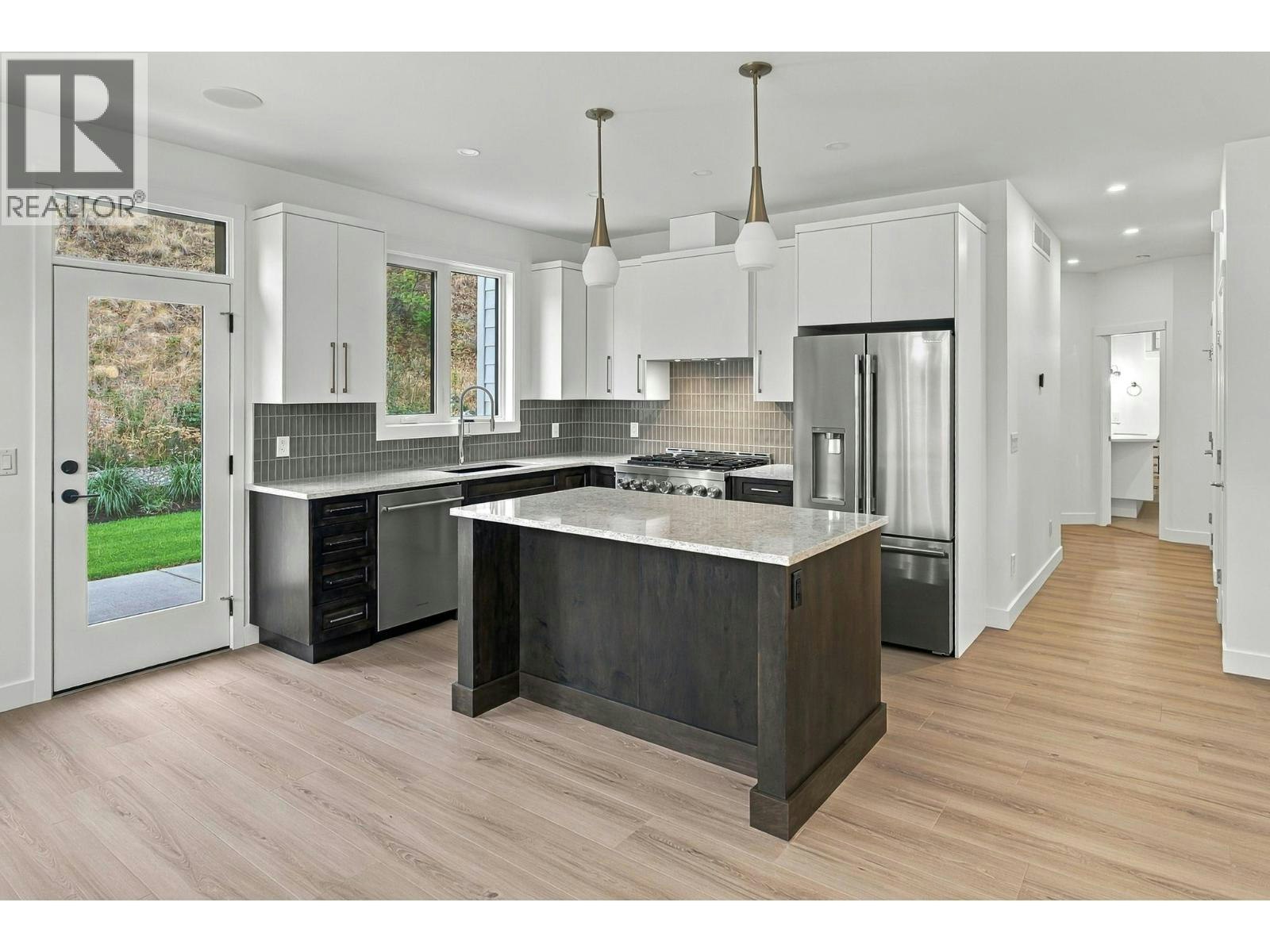 491 N Clifton Road, Kelowna, BC, V1V 1H1 - 16