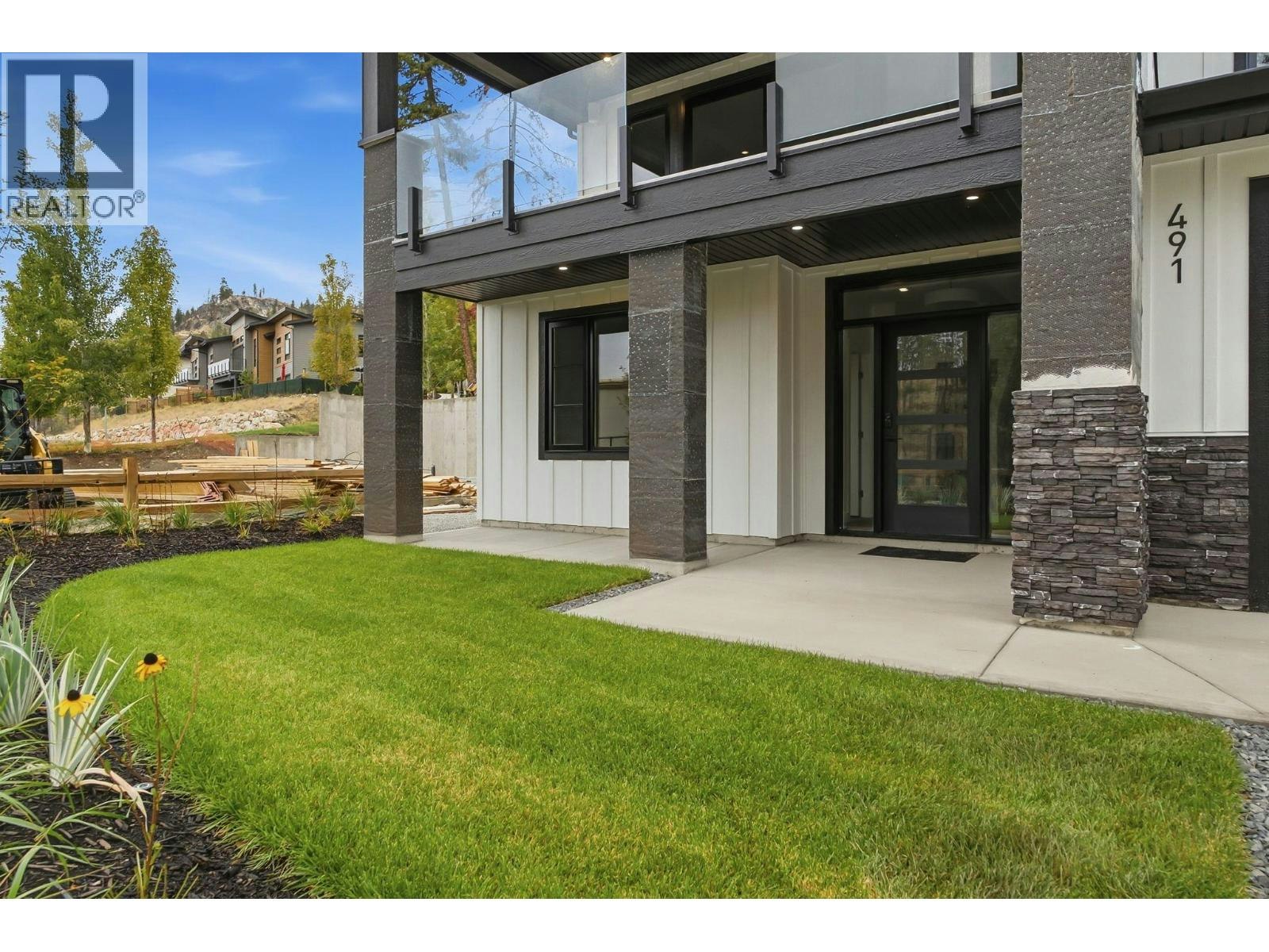 491 N Clifton Road, Kelowna, BC, V1V 1H1 - 2
