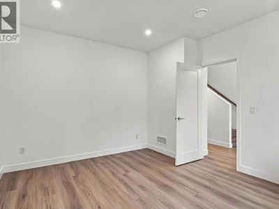 491 N Clifton Road - 5