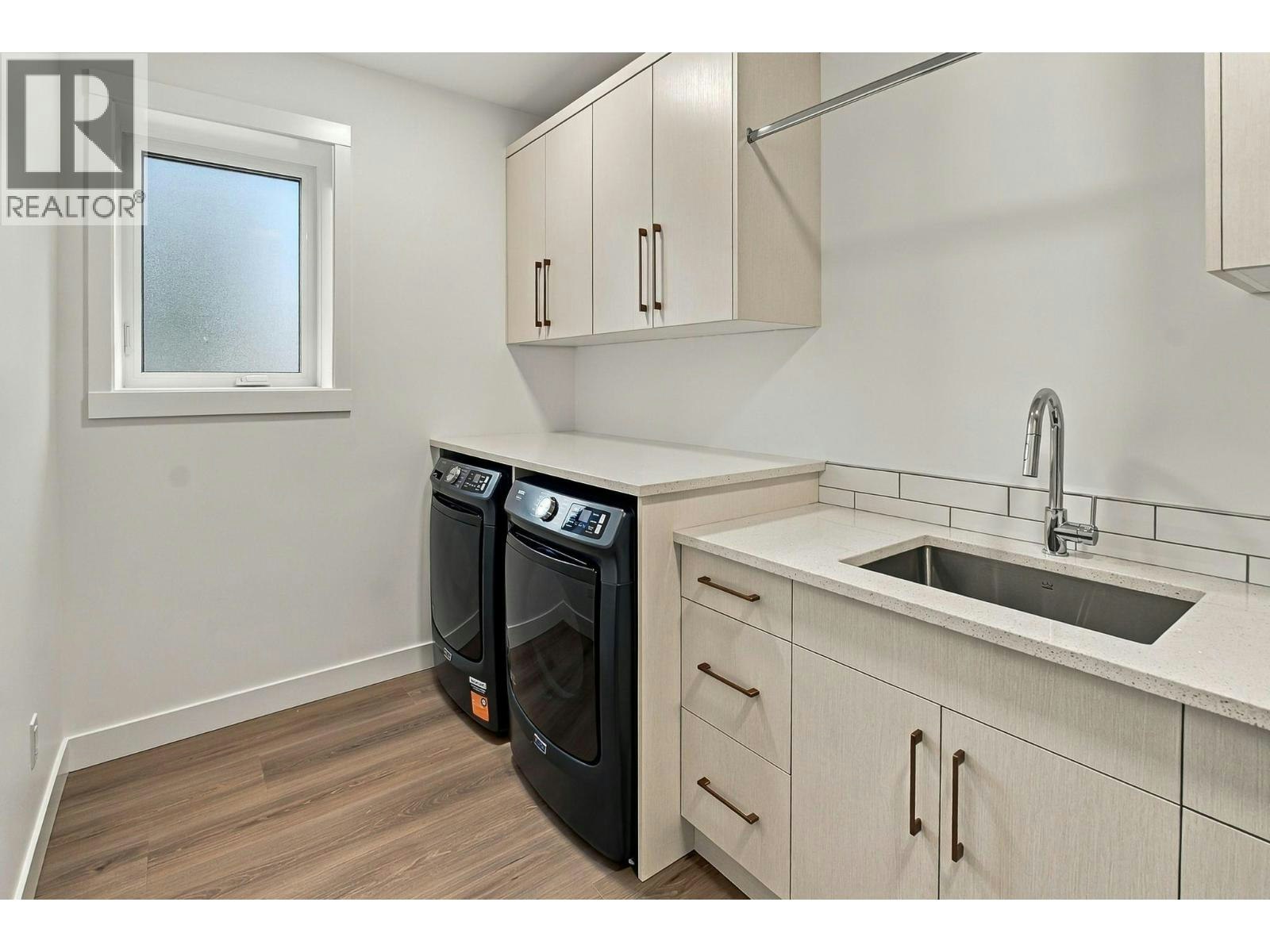 491 N Clifton Road, Kelowna, BC, V1V 1H1 - 8