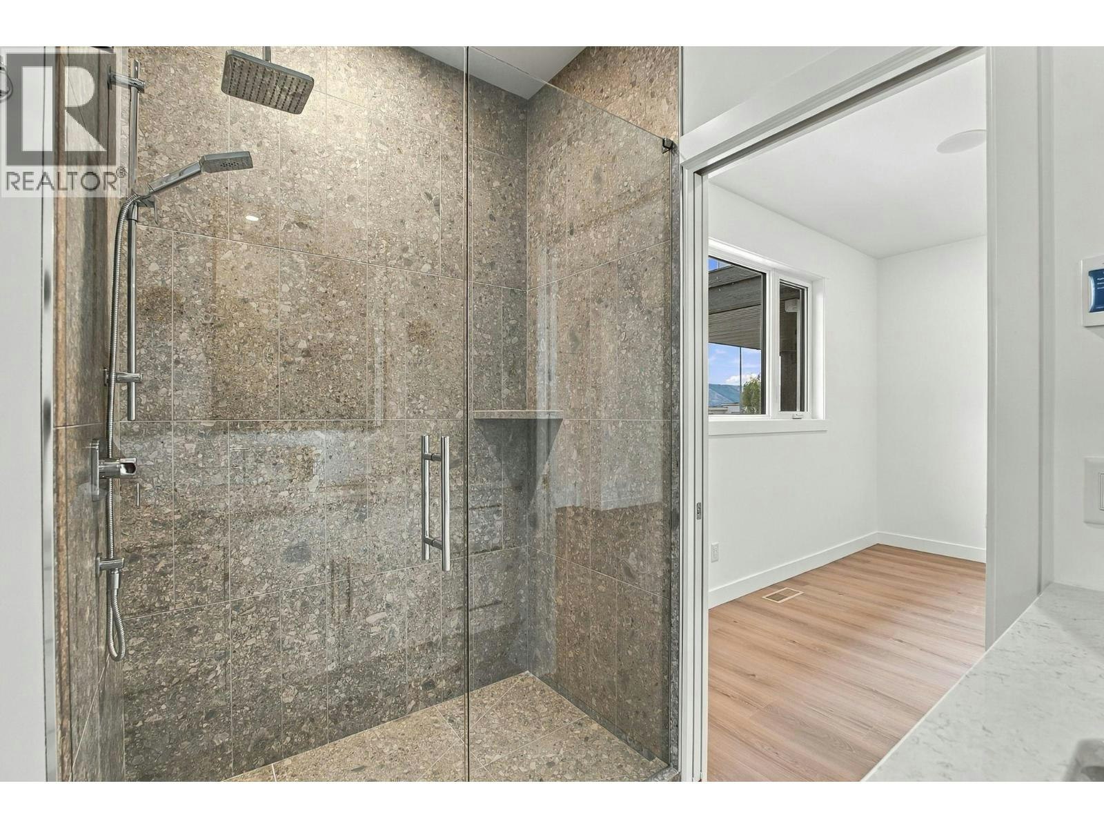 491 N Clifton Road, Kelowna, BC, V1V 1H1 - 28