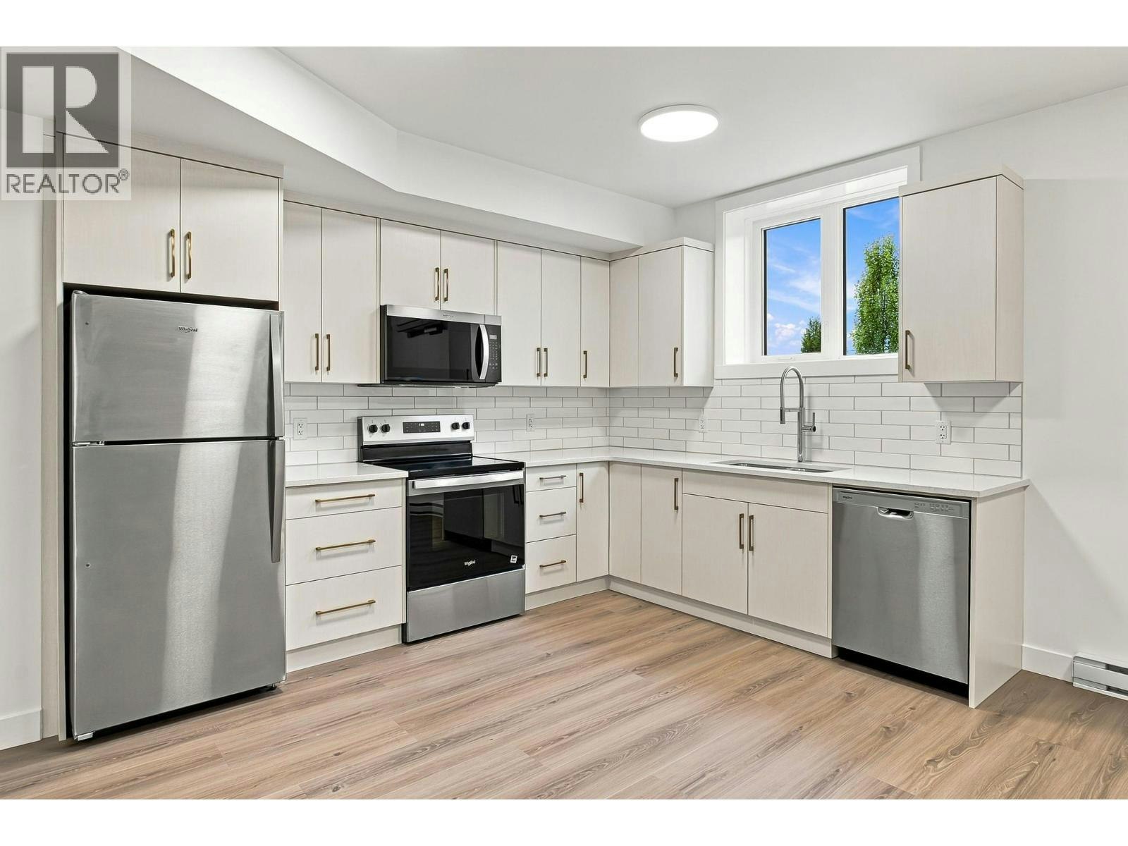 491 N Clifton Road, Kelowna, BC, V1V 1H1 - 35