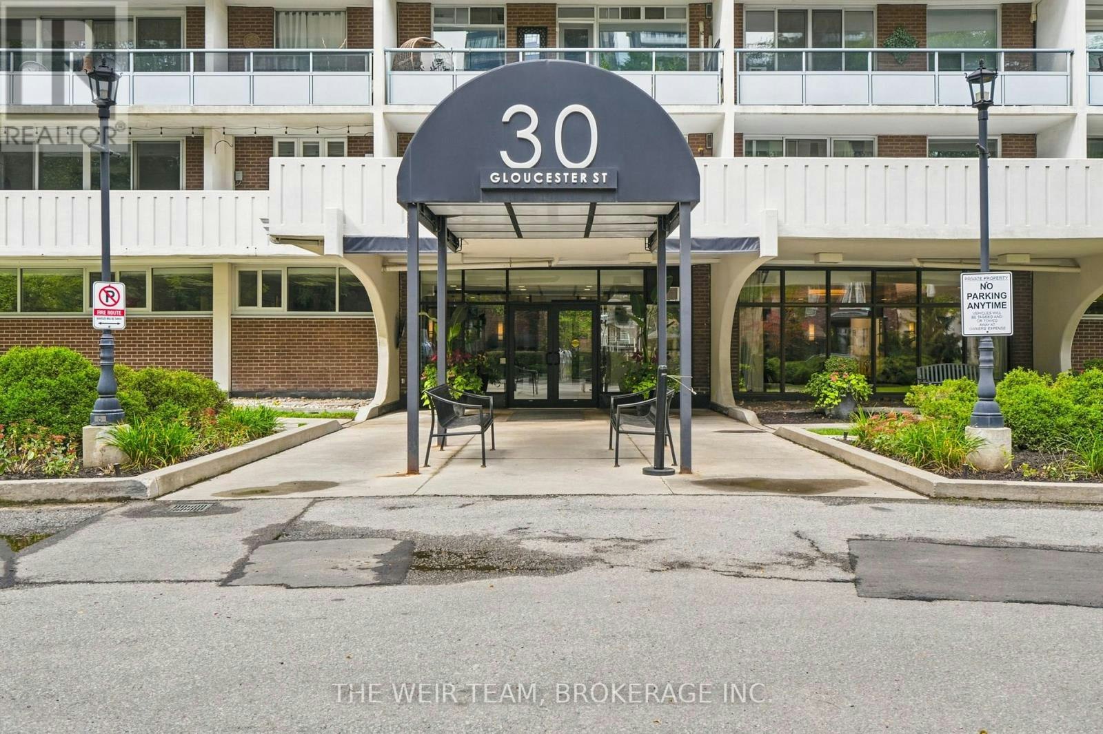 2110-30 Gloucester Street, Toronto, ON, M4Y 1L6
