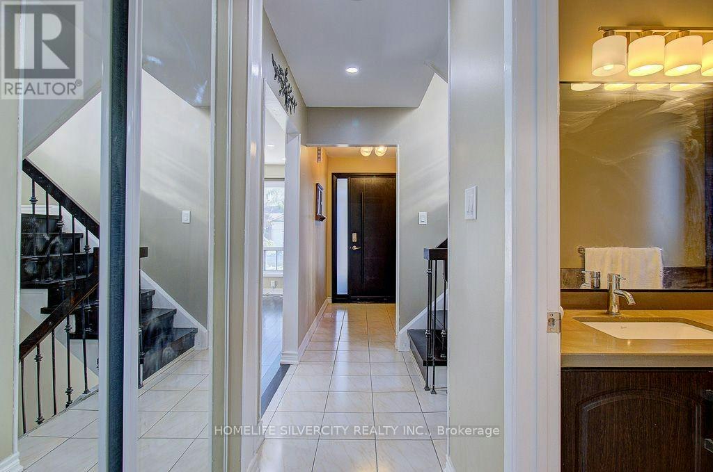 17 Rooksnest Trail, Toronto, ON, M1S 3W1 - 8