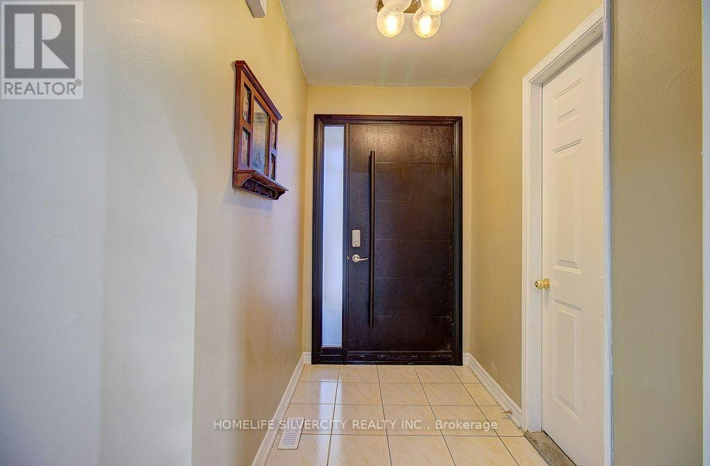 17 Rooksnest Trail, Toronto, ON, M1S 3W1 - 6