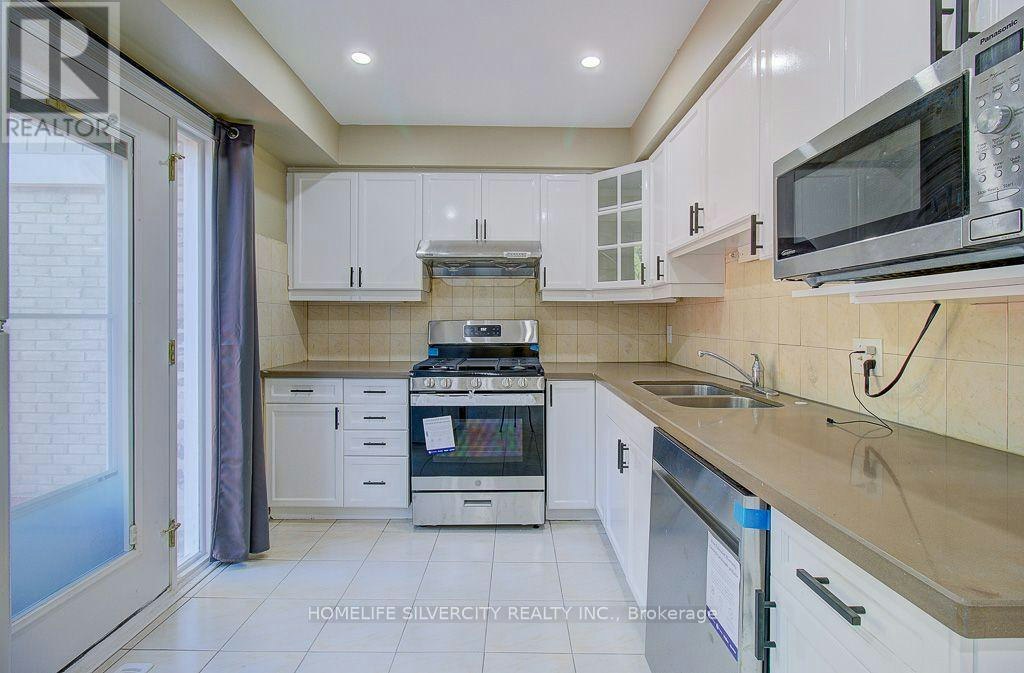 17 Rooksnest Trail, Toronto, ON, M1S 3W1 - 14