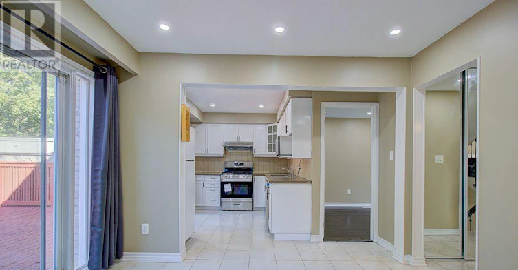 17 Rooksnest Trail, Toronto, ON, M1S 3W1 - 16