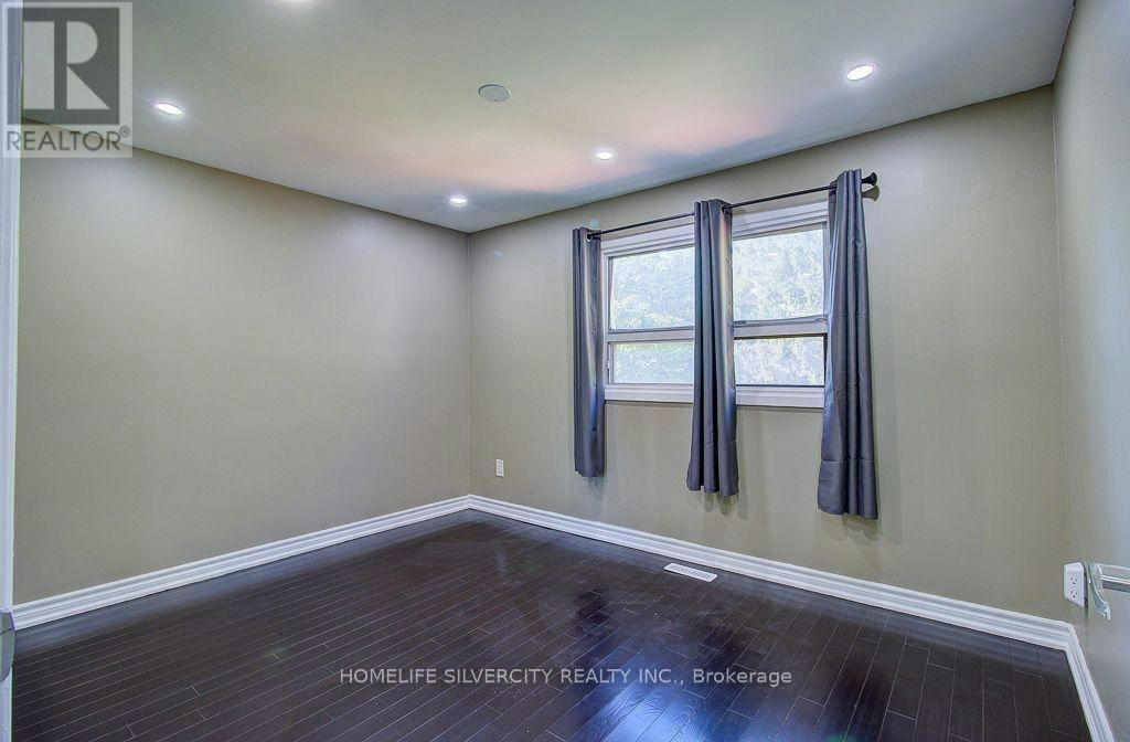 17 Rooksnest Trail, Toronto, ON, M1S 3W1 - 27